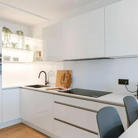 Casiola - Close To The With Parking Apartment Nieuwpoort